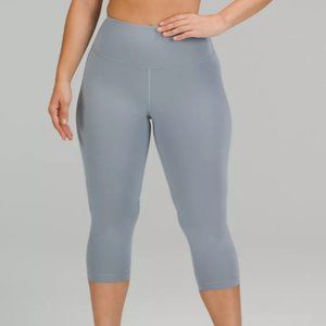 Wunder Train Contour Fit High-rise Crop 23” Size 6 in Chambray